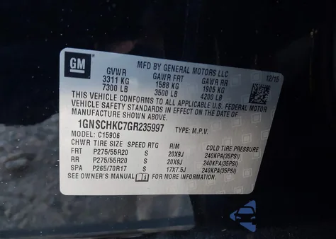 2016 Chevrolet Suburban Lt z USA, uszkodzony, nr VIN 1GNSCHKC7GR235997